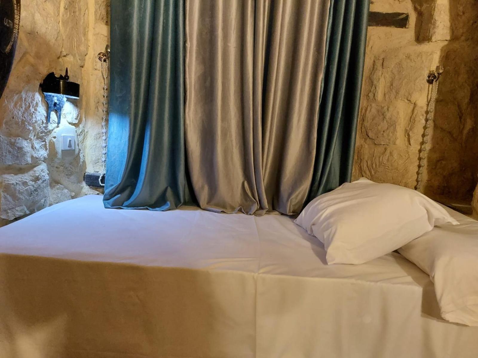 Villa 7 Al Fayyūm Exteriör bild