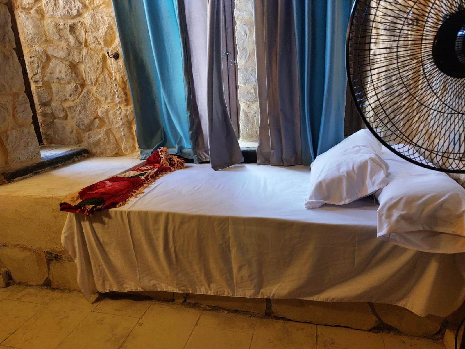 Villa 7 Al Fayyūm Exteriör bild
