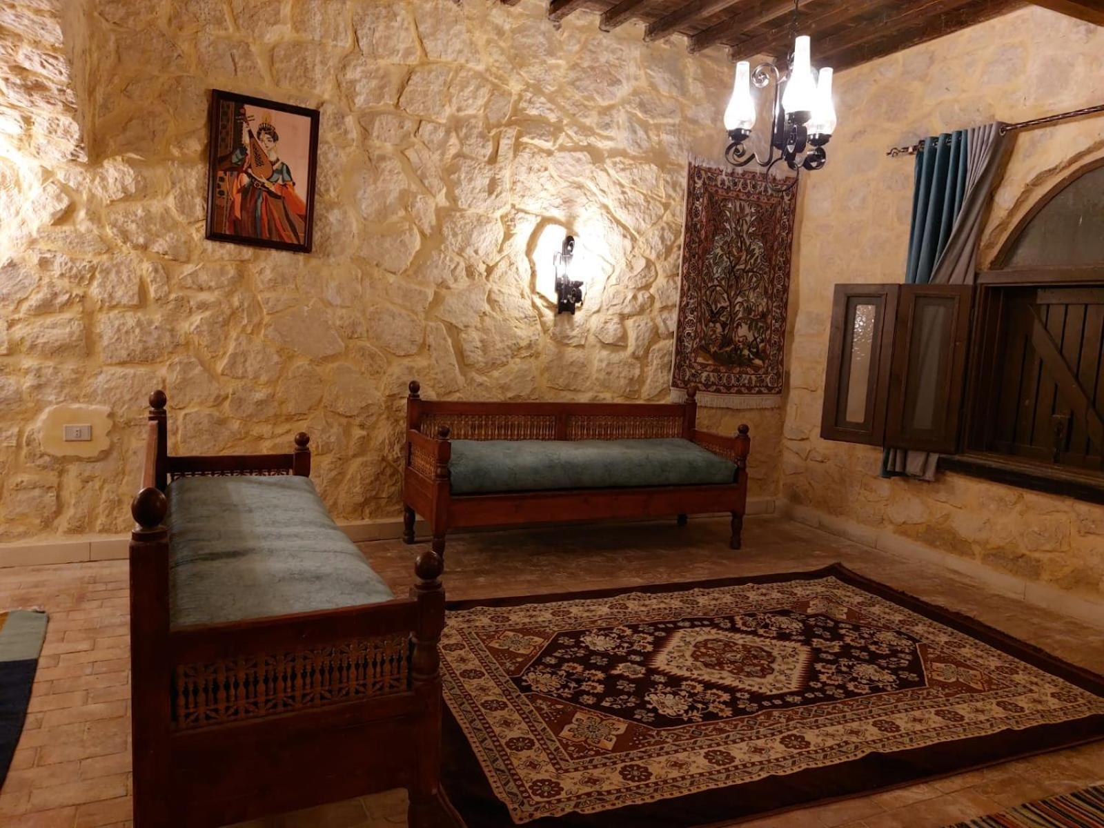 Villa 7 Al Fayyūm Exteriör bild