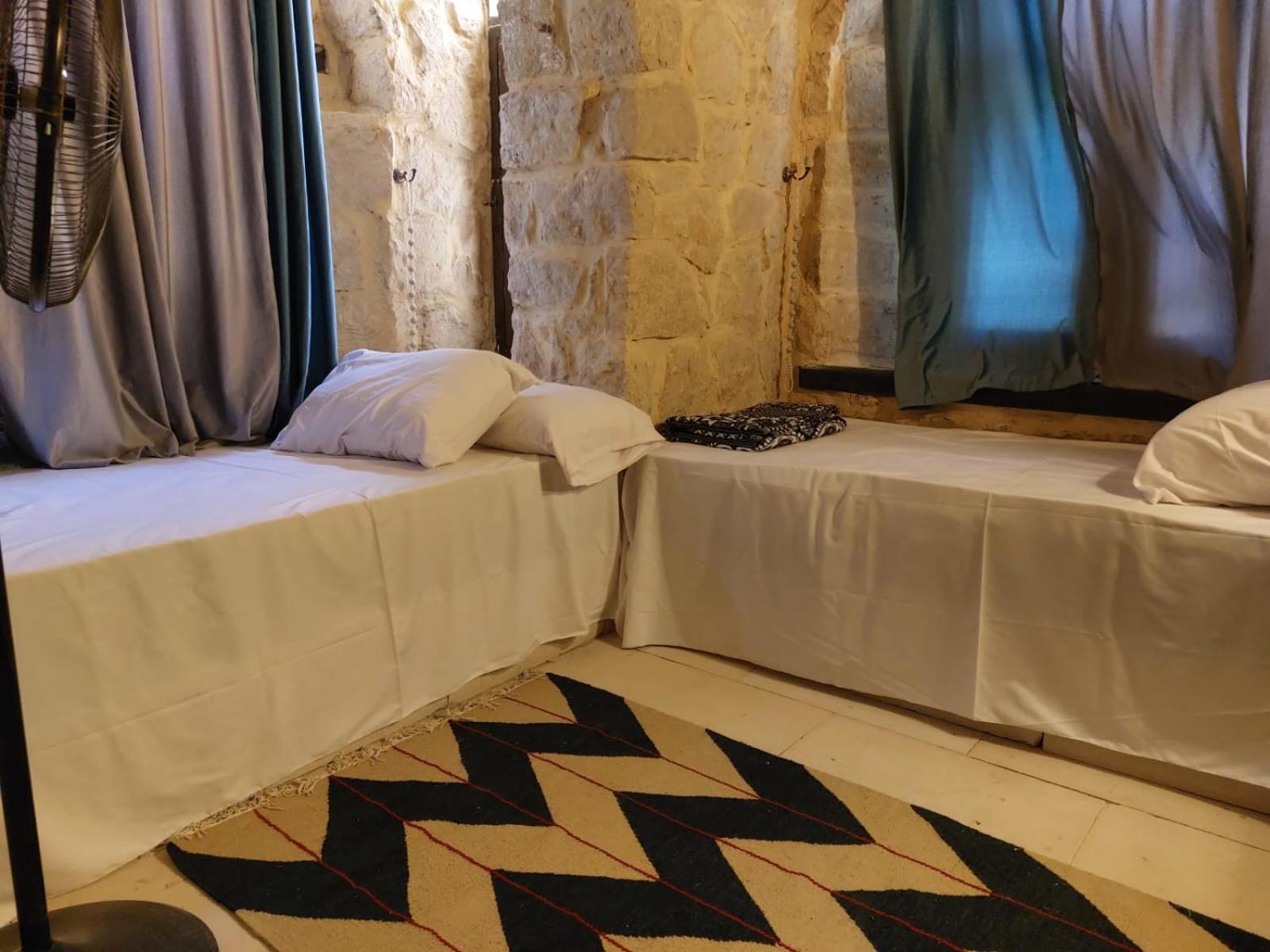 Villa 7 Al Fayyūm Exteriör bild
